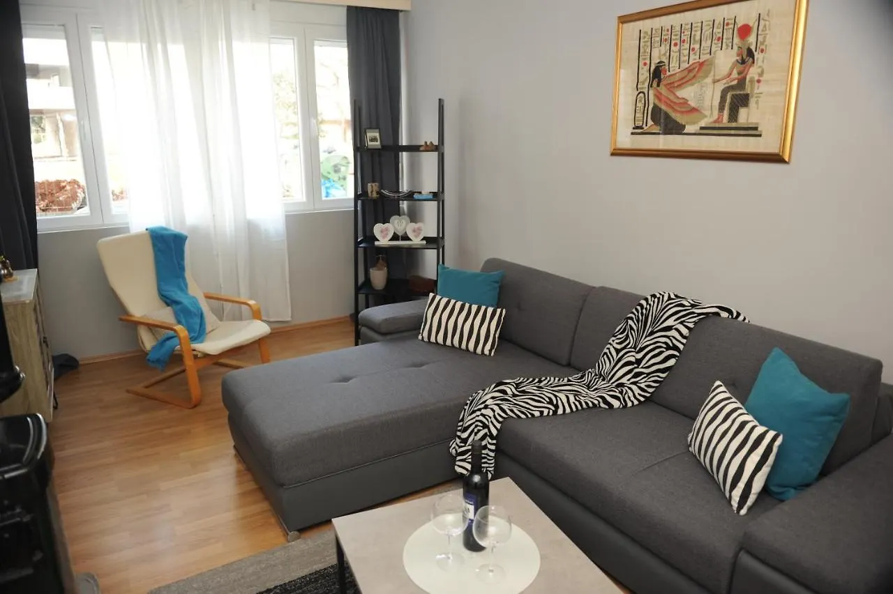 Santa Apartment Zadar 0*,  Croatia